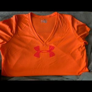 UNDER ARMOR SHIRT WOMAN